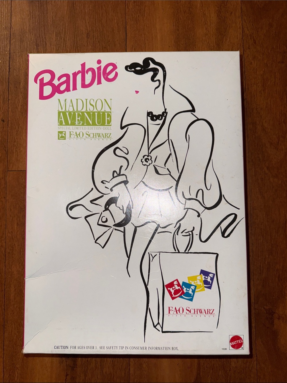 Barbie White Box with Pink Logo and Green Madison Avenue Label - Picture 3 of 6
